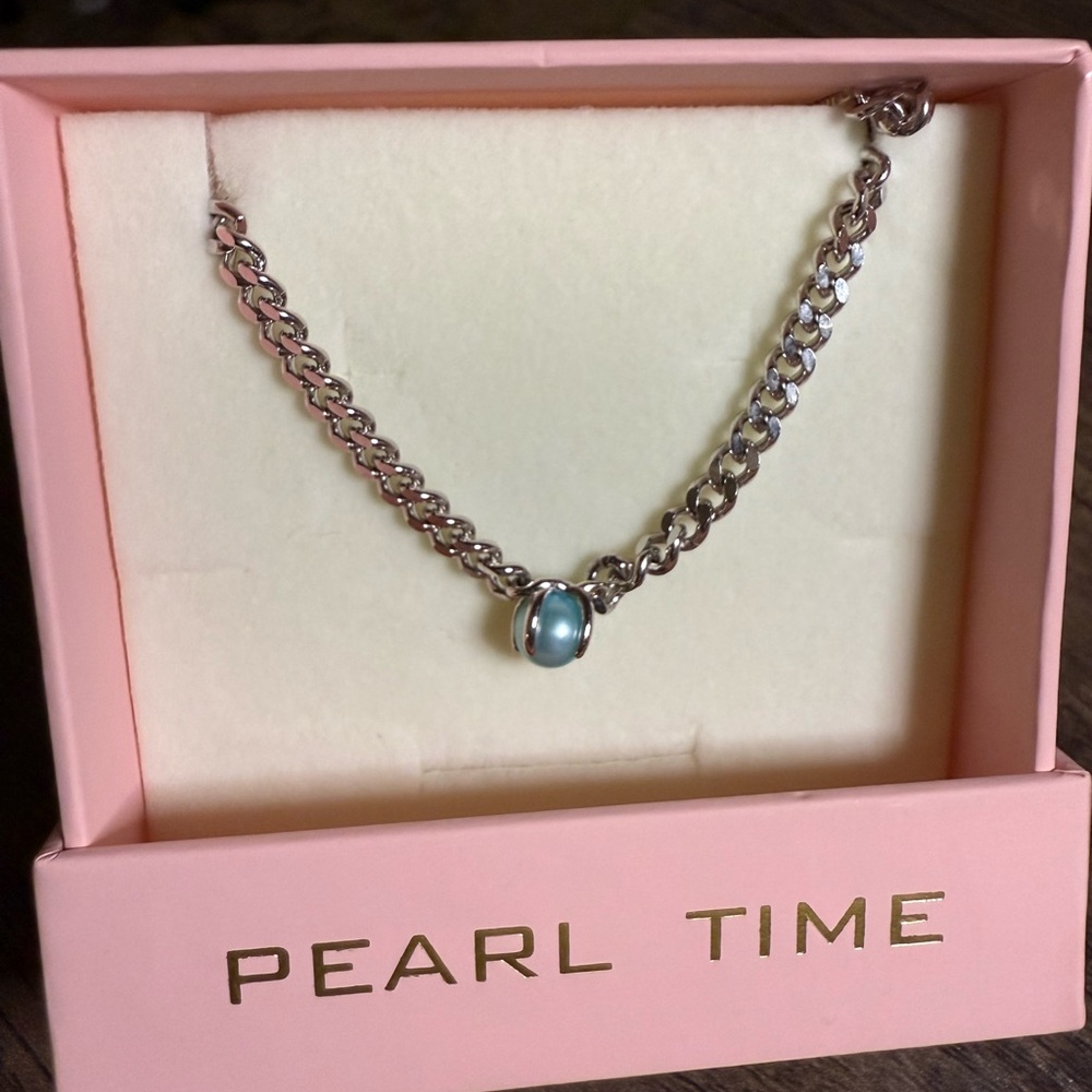 It’s Pearl Time Deva Silver Bracelet